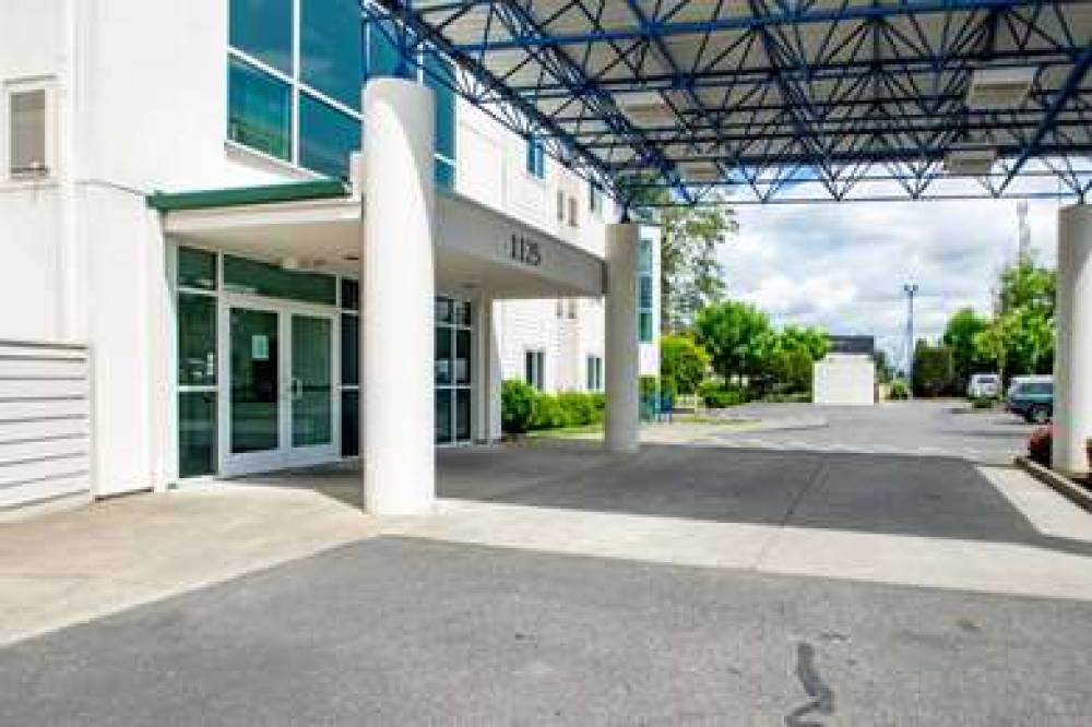 MOTEL 6 PORTLAND NORTH 7