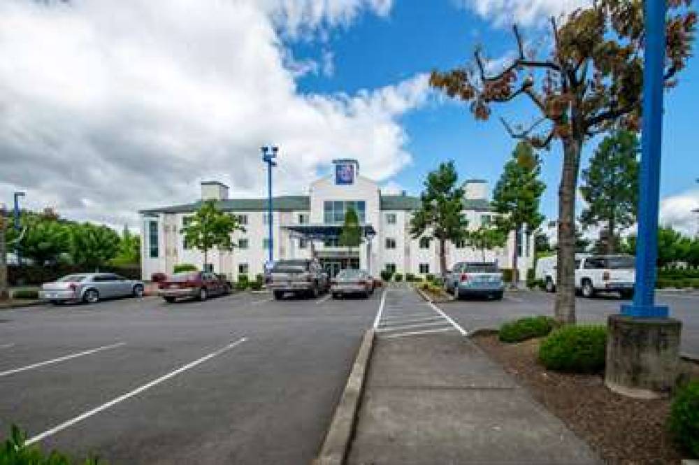 MOTEL 6 PORTLAND NORTH 5