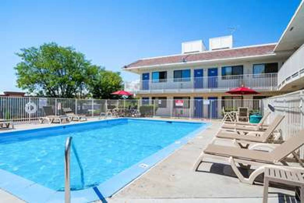MOTEL 6 PUEBLO I-25 7