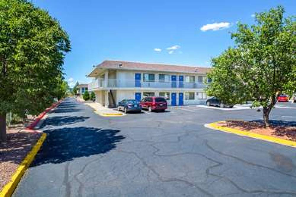 MOTEL 6 PUEBLO I-25 3