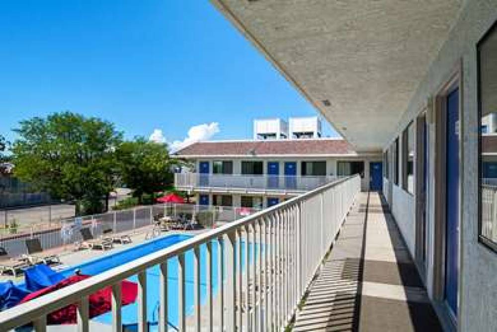 MOTEL 6 PUEBLO I-25 8