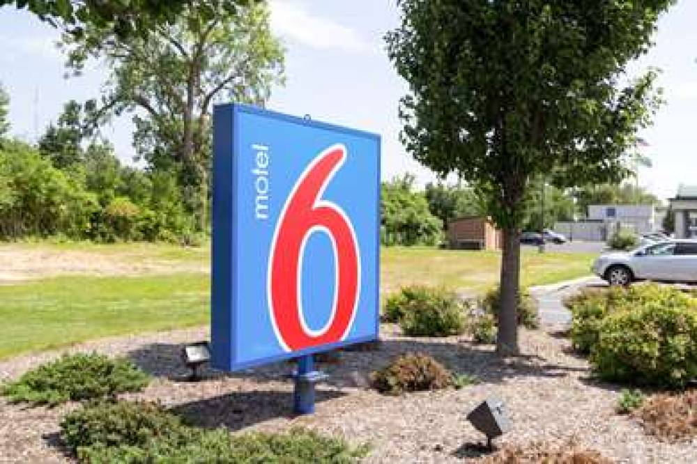 Motel 6 Richfield Oh