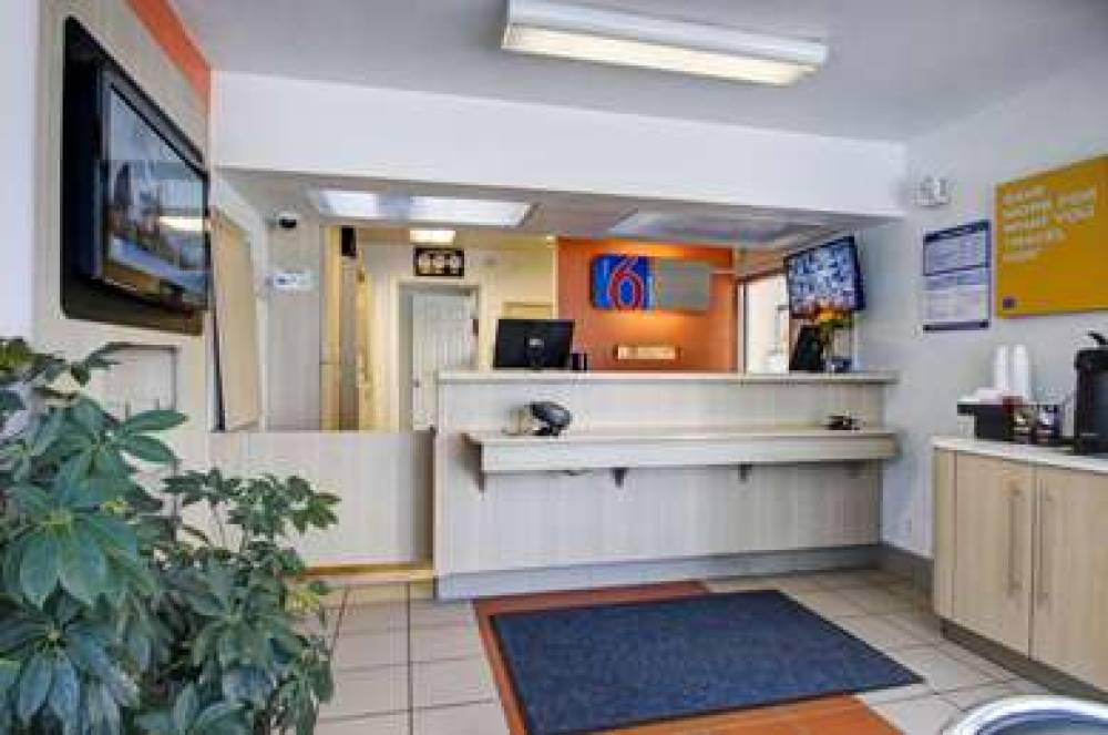 Motel 6 Salt Lake City Downtown 9