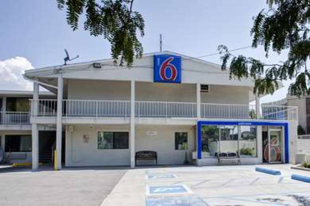 Motel 6 Salt Lake City Downtown 3