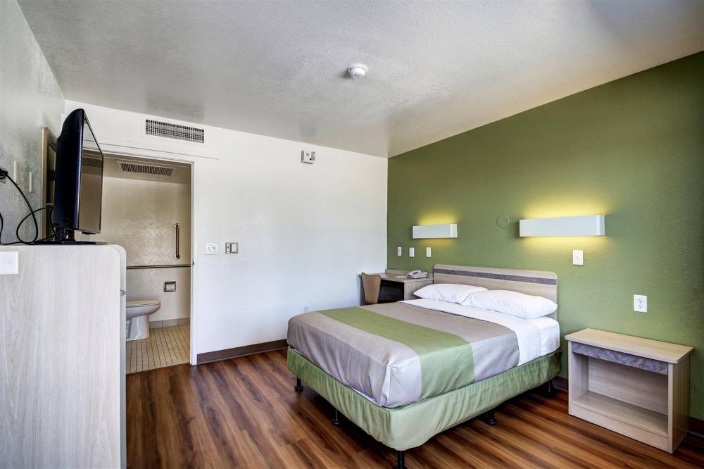 MOTEL 6 SALT LAKE CITY SOUTH 1