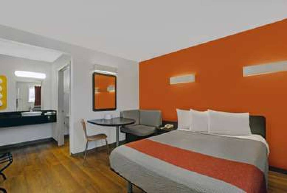 MOTEL 6 SAN JOSE AIRPORT 9