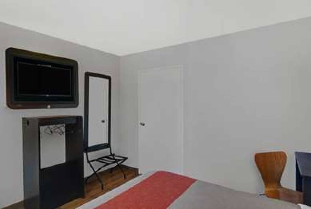 MOTEL 6 SAN JOSE AIRPORT 6