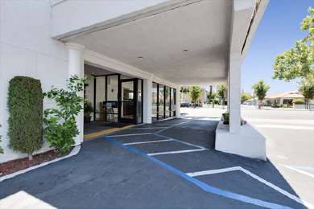 Motel 6 San Jose Convention Center 5