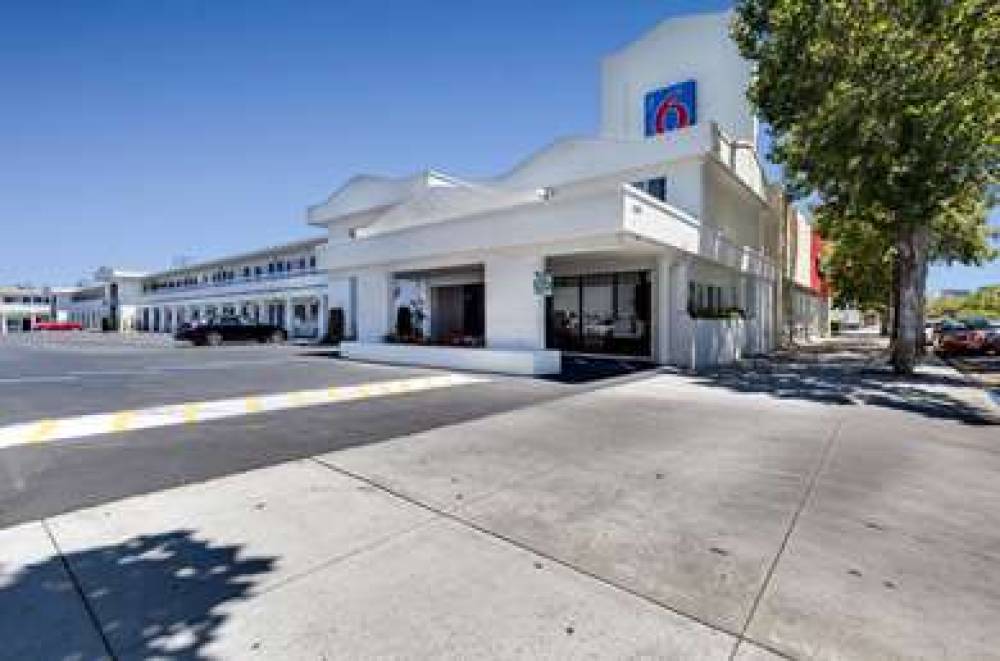 Motel 6 San Jose Convention Center 6
