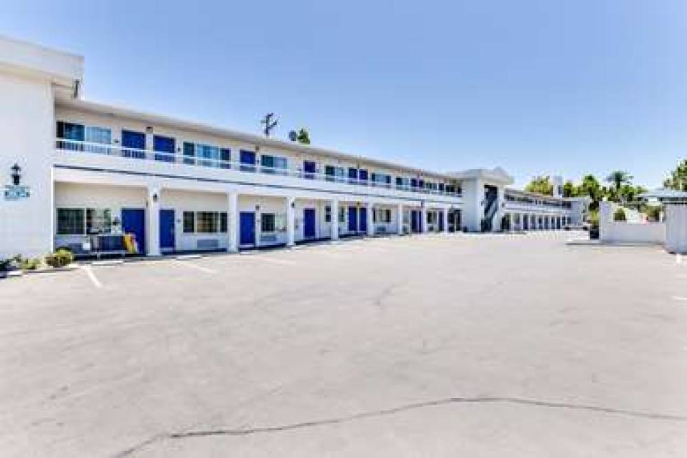 Motel 6 San Jose Convention Center 4