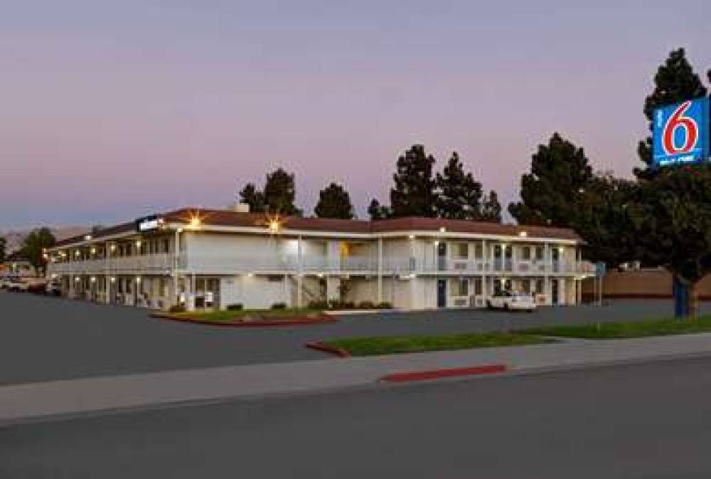 Motel 6 San Jose South 4