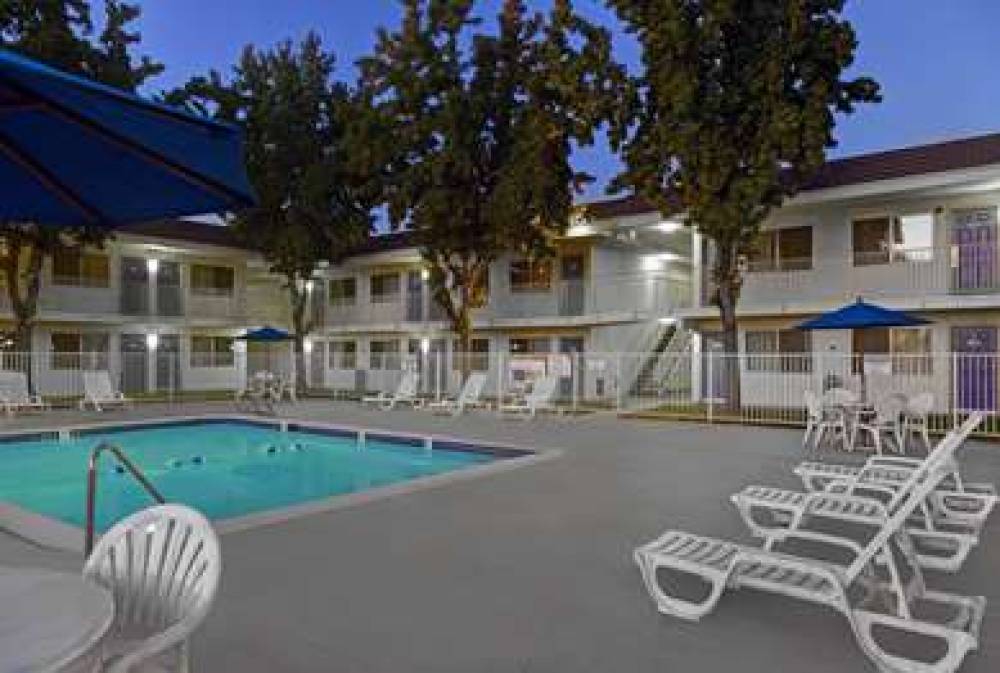 Motel 6 San Jose South 6