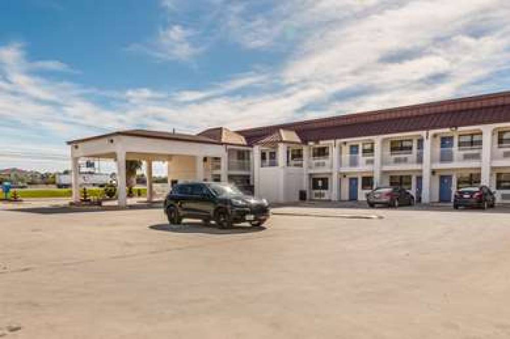 MOTEL 6 SAN MARCOS, TX - NORTH 6