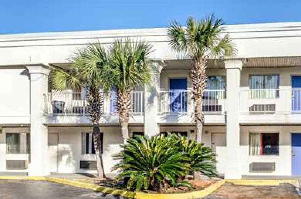 MOTEL 6 SARALAND AL 6
