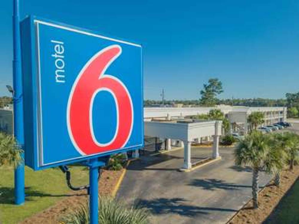 MOTEL 6 SARALAND AL 1