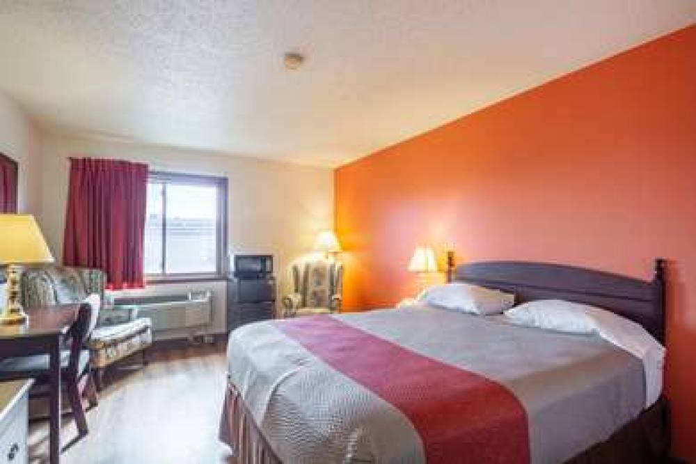 MOTEL 6 SAUKVILLE WI 1