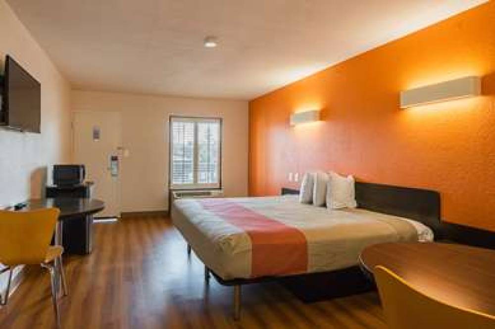 MOTEL 6 SAVANNAH MIDTOWN 7