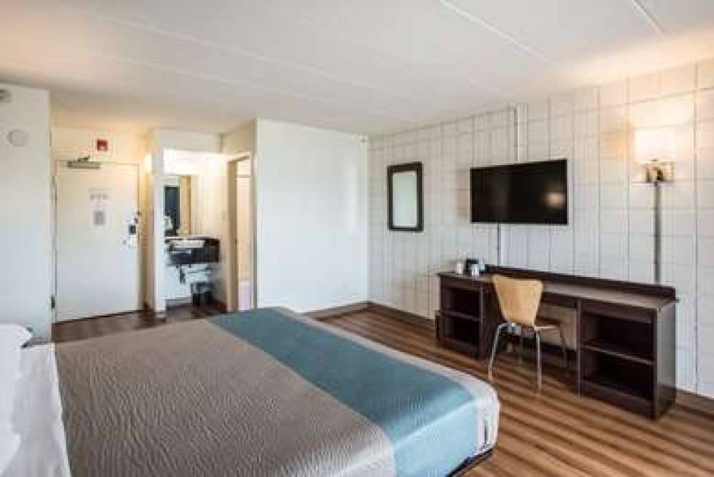 MOTEL 6 SOMERS POINT NJ 9