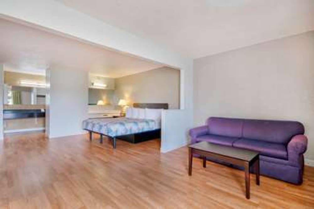 MOTEL 6 SPRINGFIELD OH 7