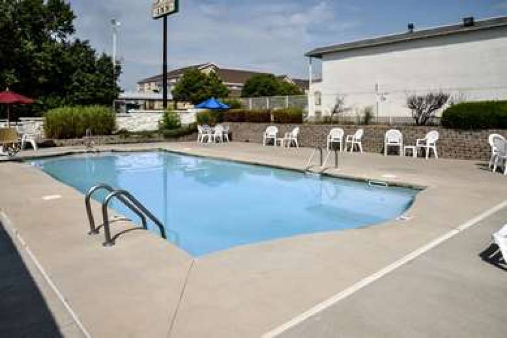 MOTEL 6 ST. JOSEPH 3