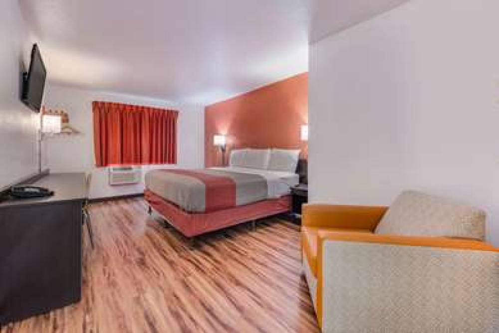MOTEL 6 ST PAUL I-94 4