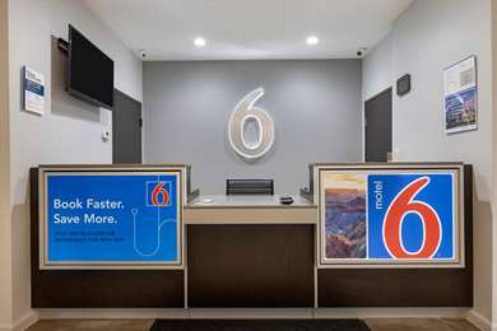 MOTEL 6 TEXAS CITY I-45 SOUTH 4