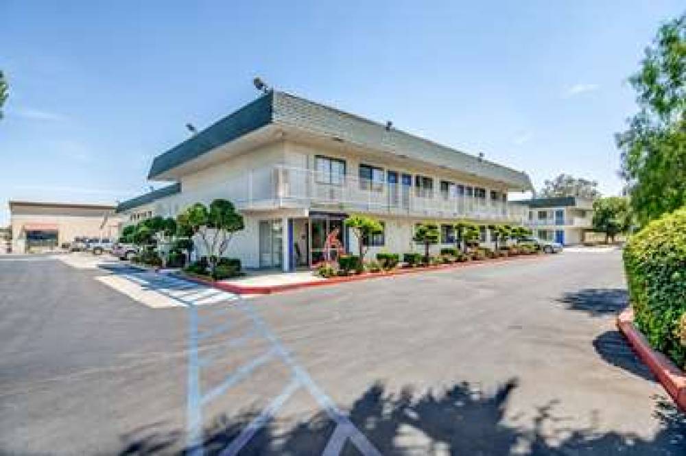 Motel 6 Tracy