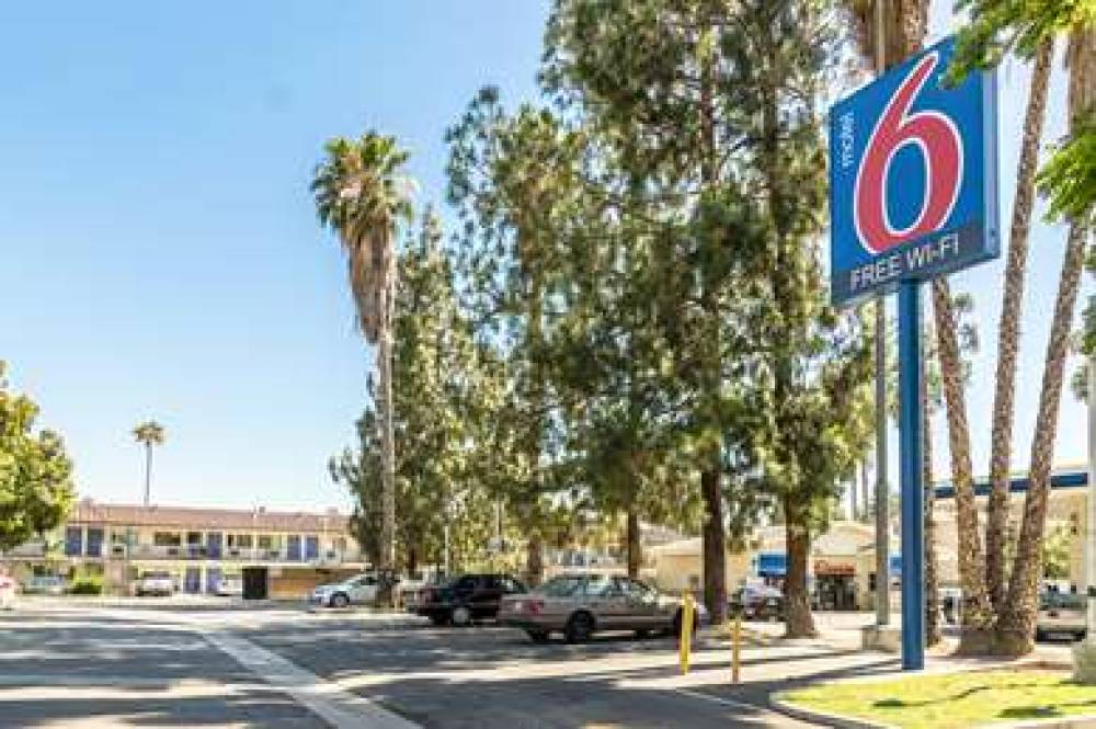 Motel 6 UCR Riverside 3