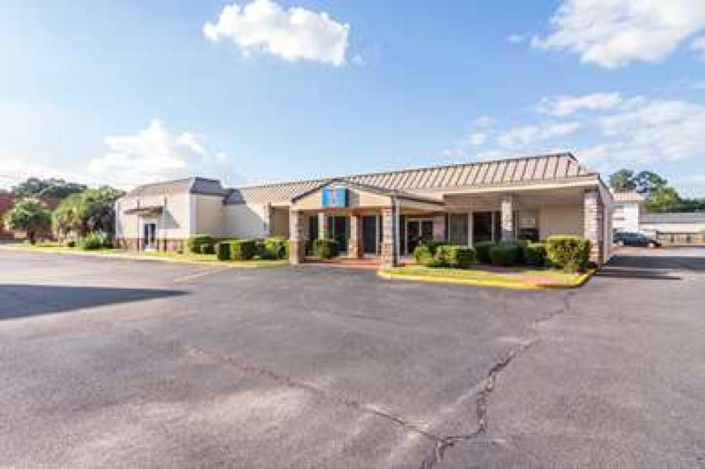 Motel 6 Warner Robins, Ga