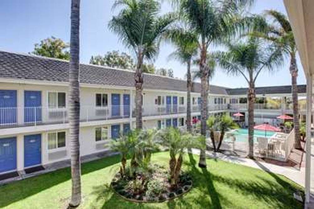 Motel 6 Westminster North 6