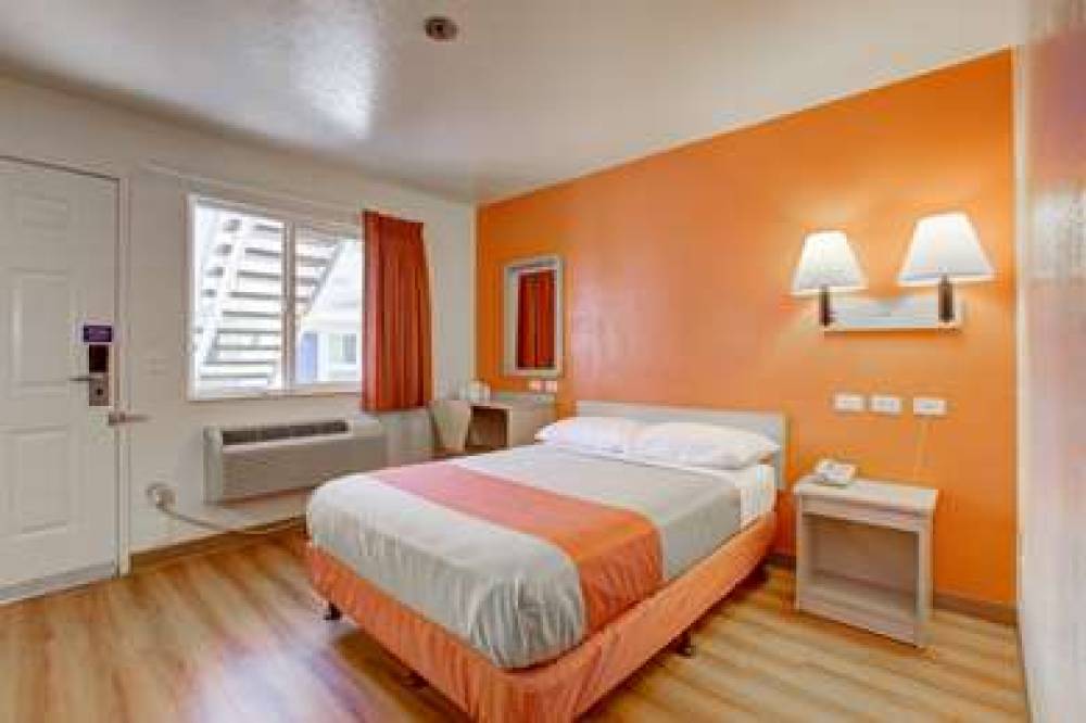 Motel 6 Westminster North 10