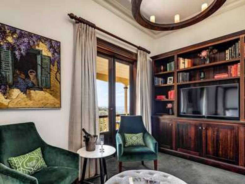 Mount Lofty House 10