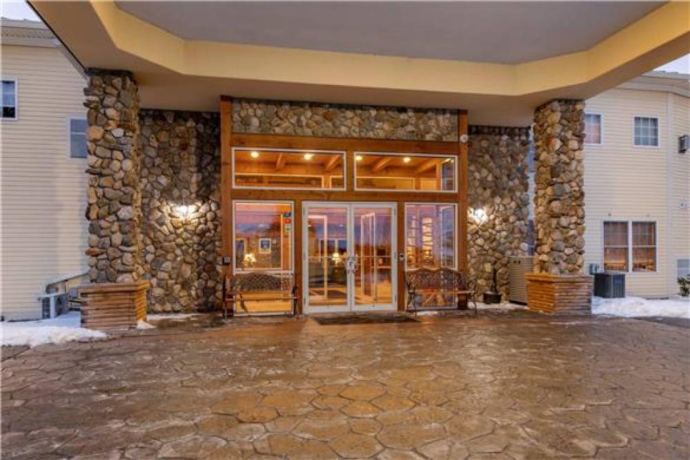 MOUNTAIN EDGE SUITES AT SUNAPEE AN 9
