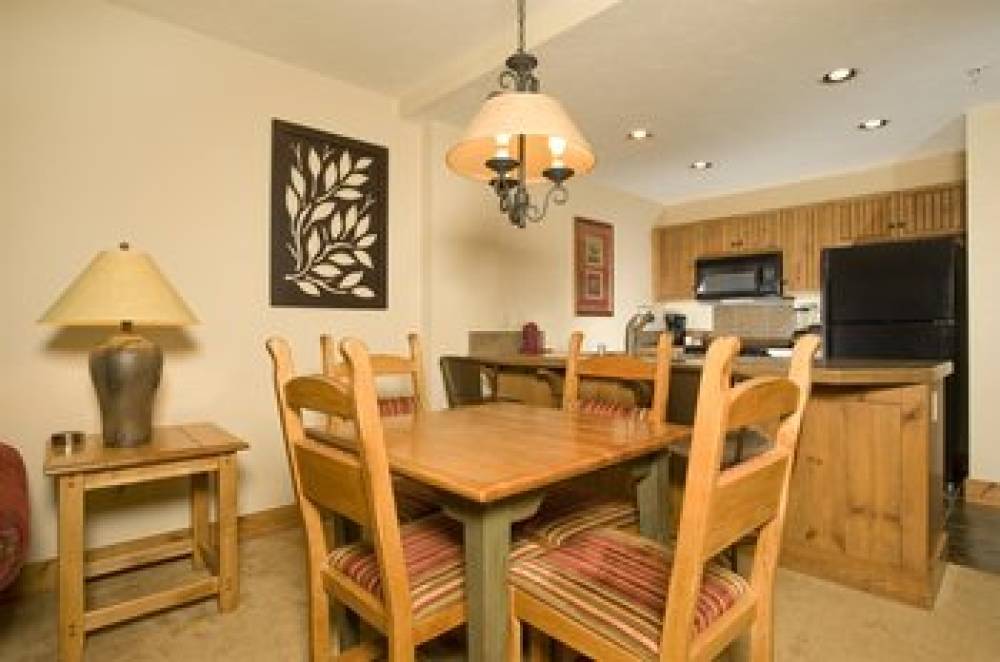MOUNTAIN THUNDER LODGE 7