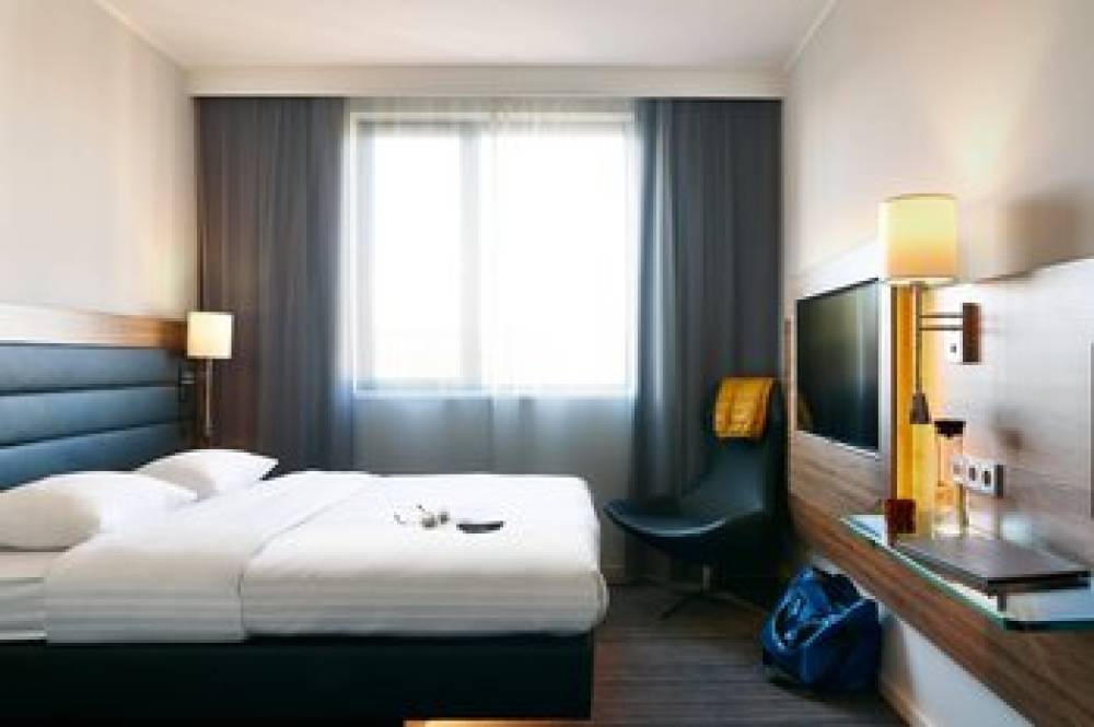 Moxy Berlin Ostbahnhof 10