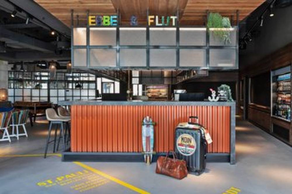 Moxy Hamburg City 4