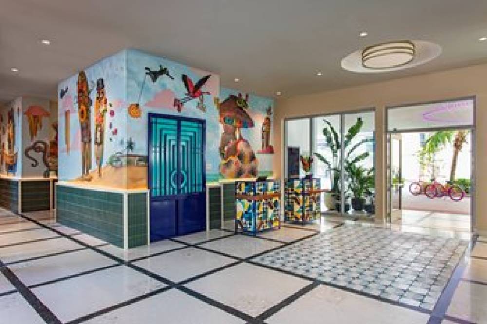 Moxy Miami South Beach 9