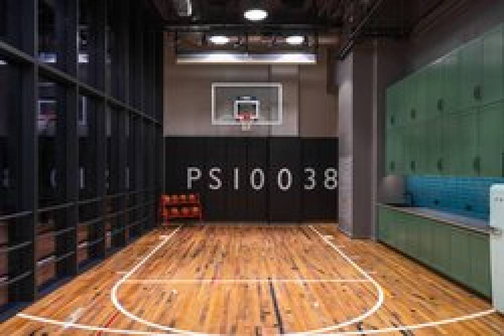 Moxy NYC Downtown 3