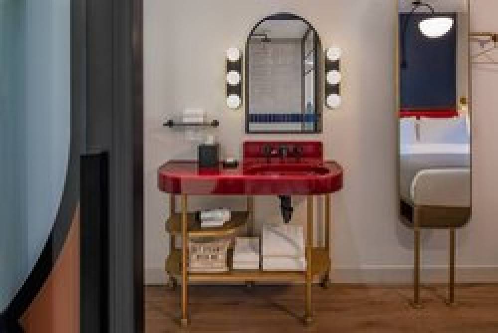 Moxy NYC Lower East Side 1