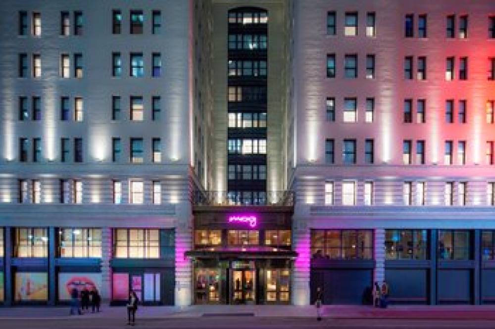 Moxy NYC Times Square 3