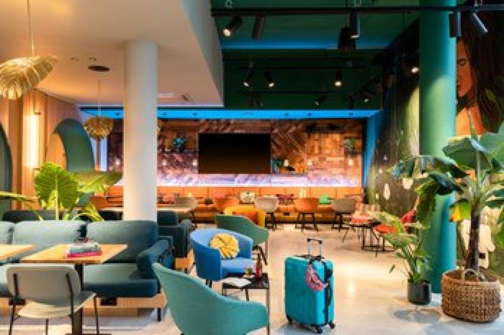 Moxy Paris Val D-Europe 7