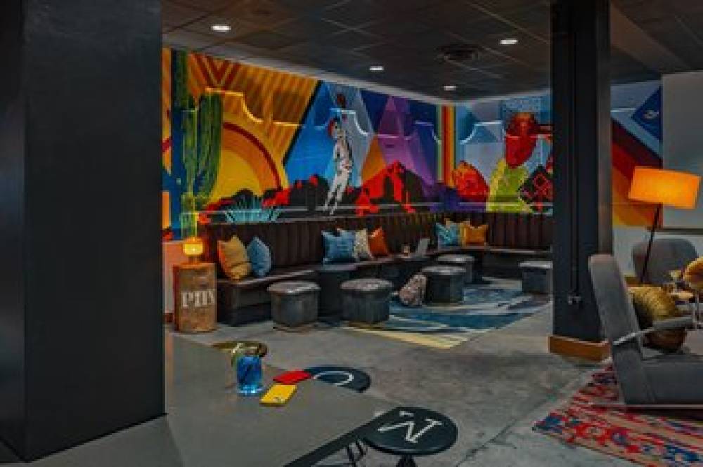 Moxy Phoenix Downtown 8