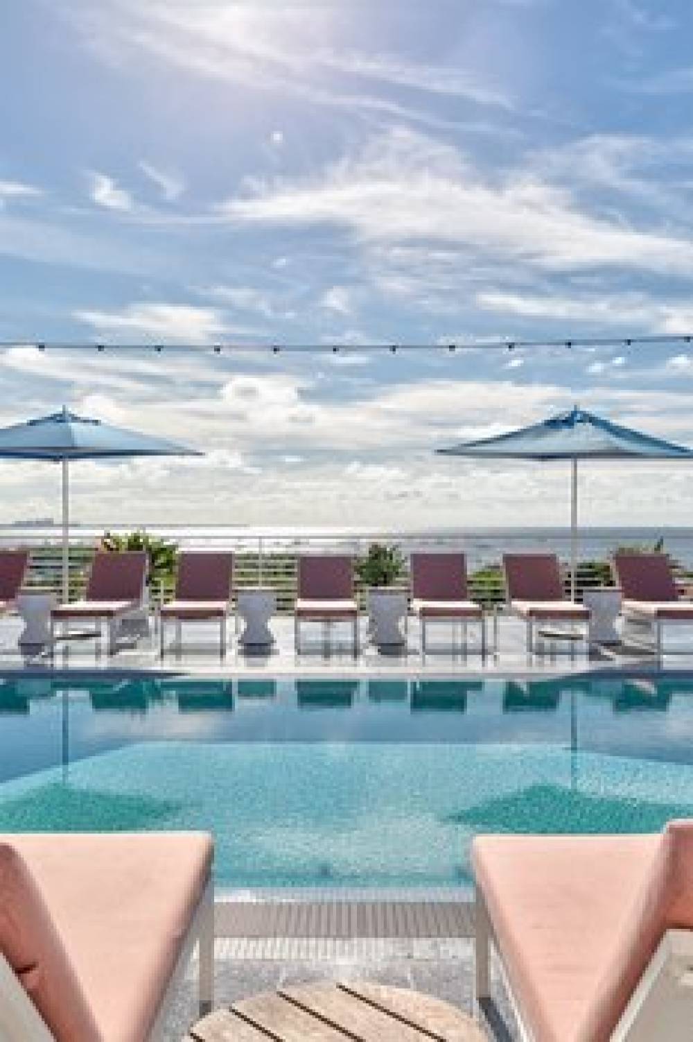 MR. C MIAMI - COCONUT GROVE 5