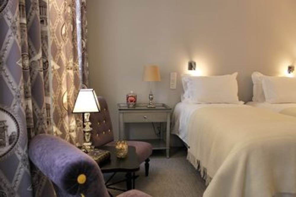MY HOME IN PARIS 6