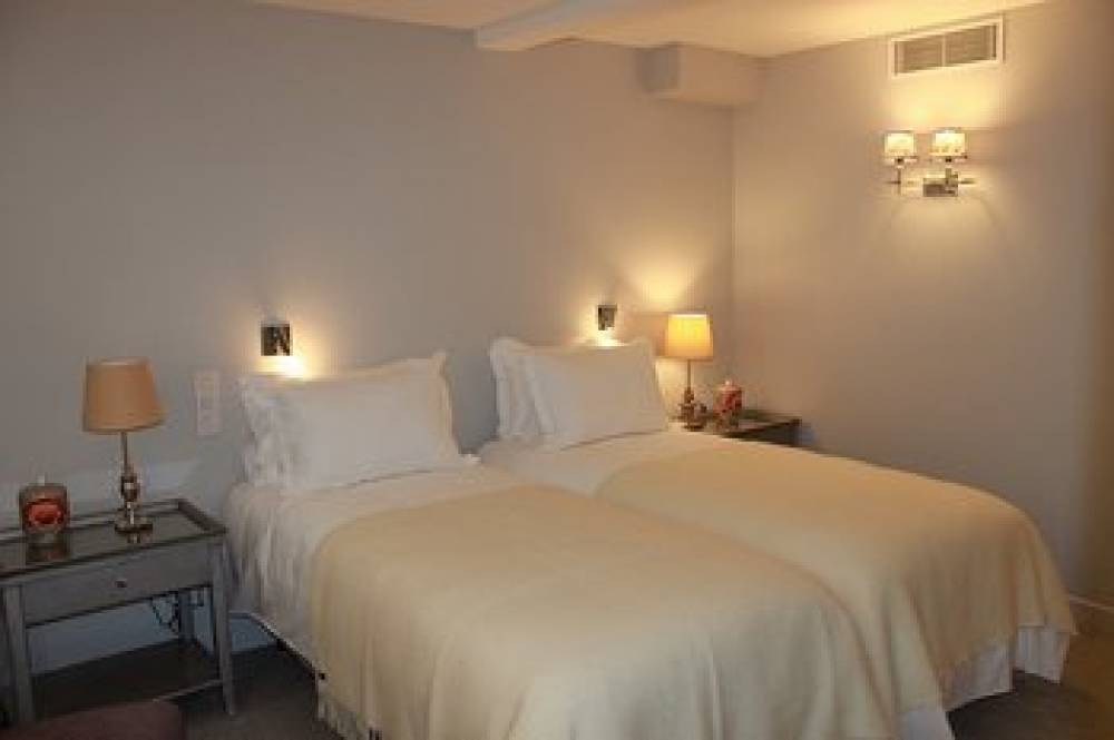MY HOME IN PARIS 3