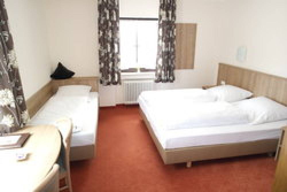 Neuner Hotel 4