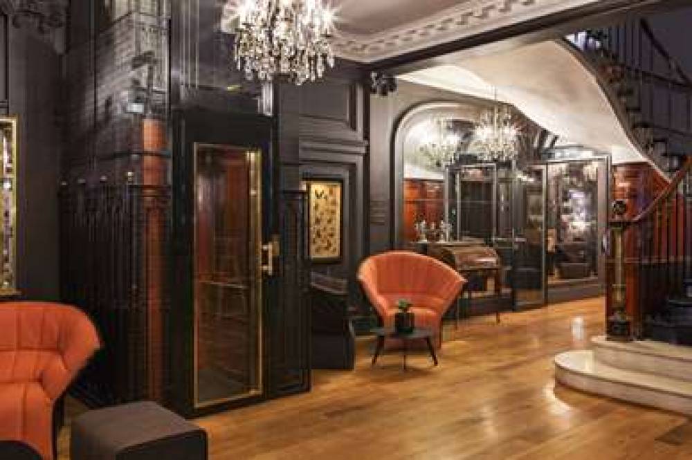 NEW HOTEL ROBLIN LA MADELEINE 10