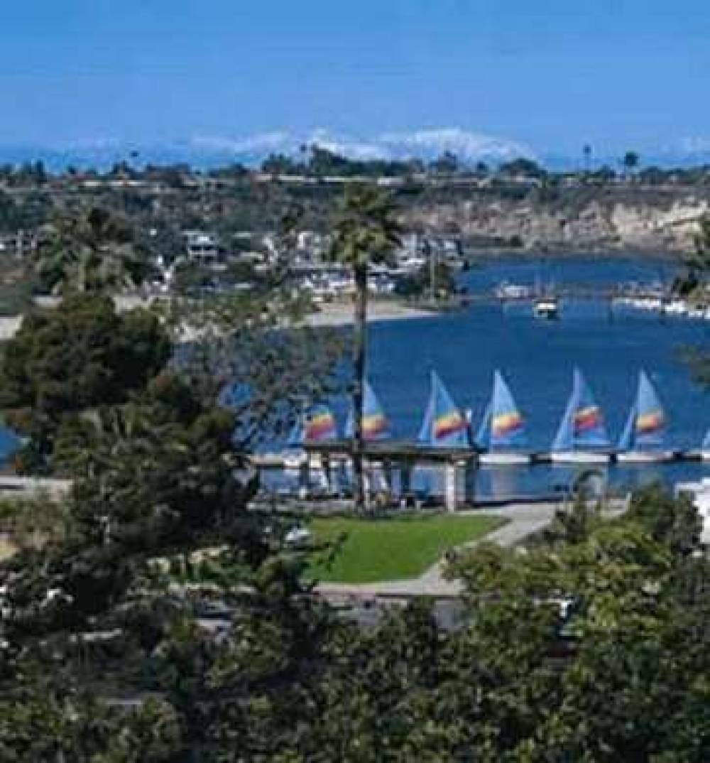 NEWPORT DUNES WATERFRONT RESORT 4