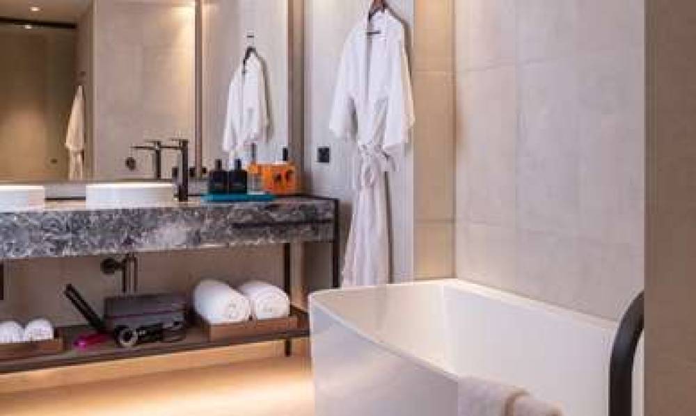 NEXT HOTEL MELBOURNE 3