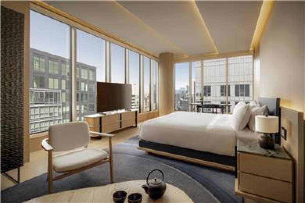 Nobu Hotel Toronto 9